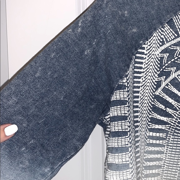 Blue Sweatshirt - Picture 3 of 4